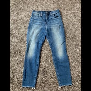 Women’s lucky brand jeans